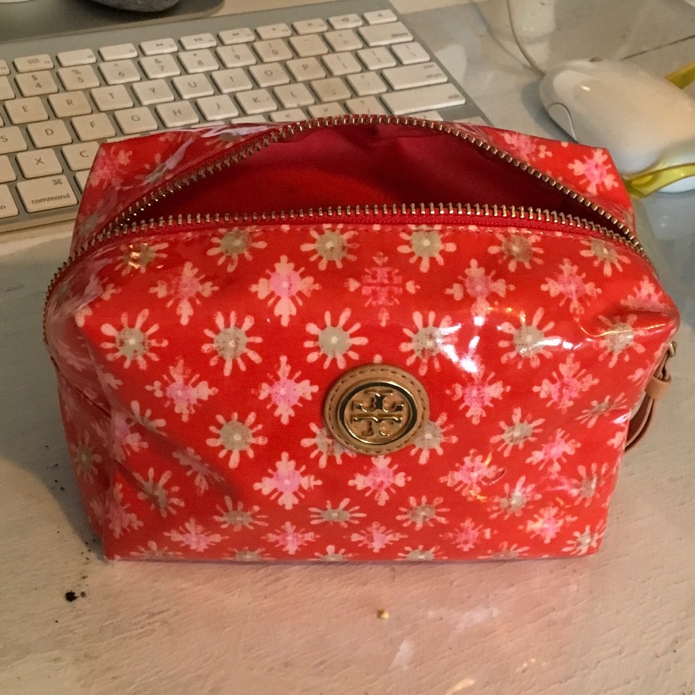 Tori Burch makeup kit